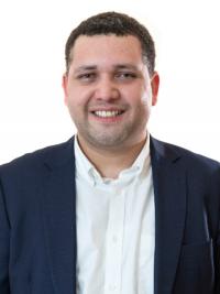 Dr. Roberto Cruz Palmera